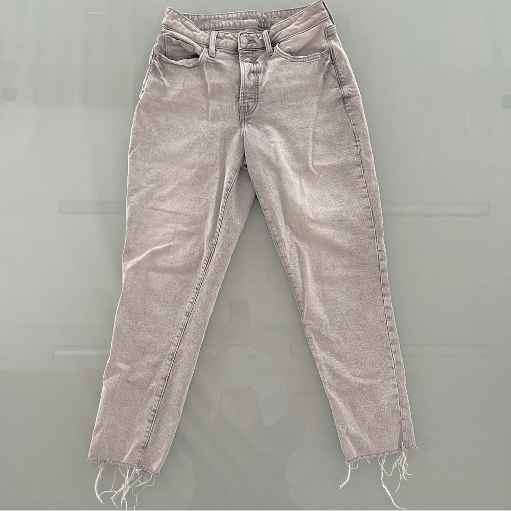 Old Navy High-Waisted Button-Fly Curvy O.G. Straight Cut-Off Jeans size 6
